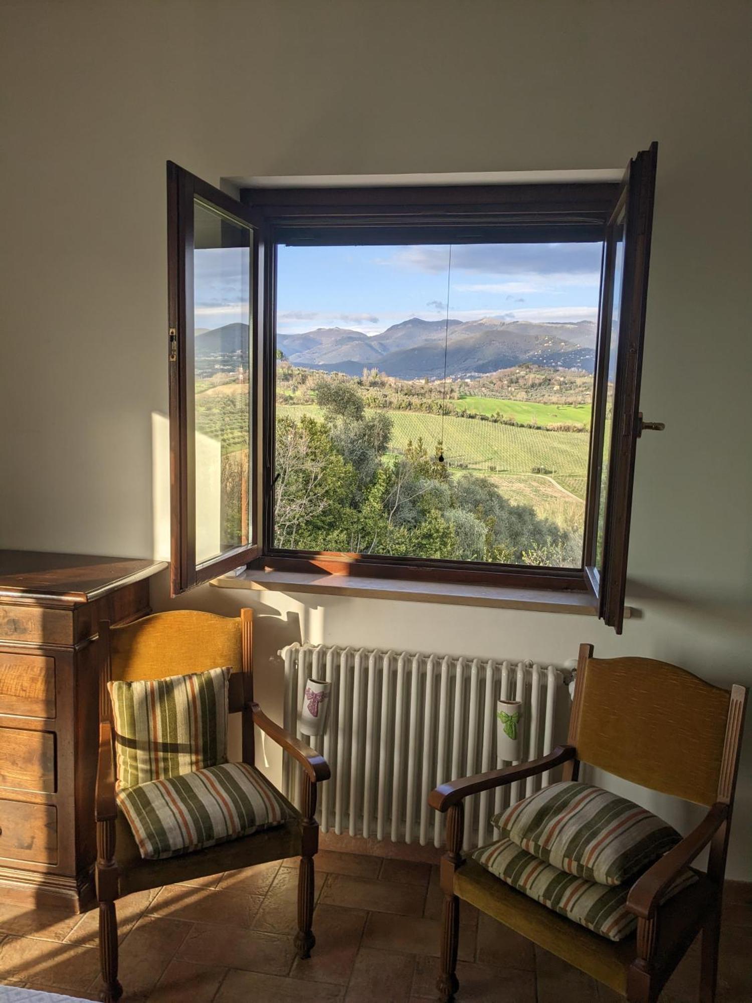 Villa Pacchini Poggio Mirteto Стая снимка