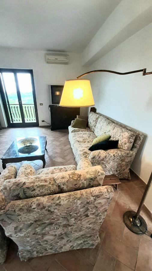 Villa Pacchini Poggio Mirteto Екстериор снимка